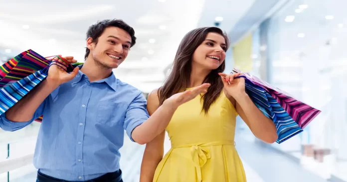 Deberia-importarles-eticamente-a-los-cristianos-ir-de-compras.webp.webp
