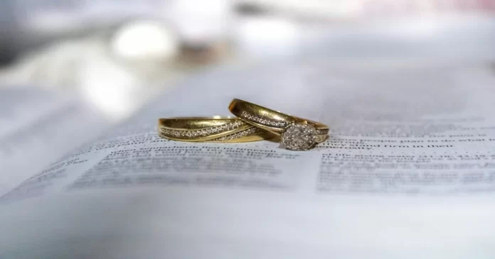 Divorcio-y-nuevo-matrimonio-Que-dice-la-Biblia.webp.webp