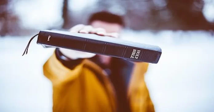 4-razones-por-las-que-Satanas-odia-que-compartas-el-evangelio.webp.webp
