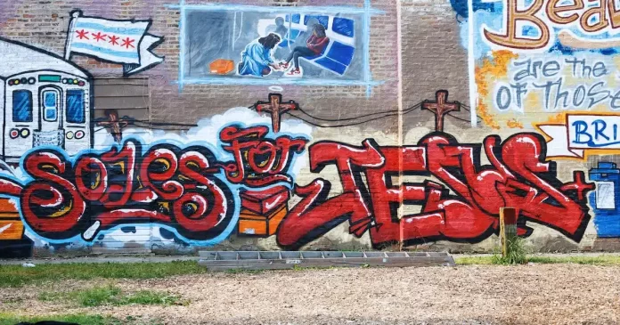 Jovenes-usan-el-grafitis-para-enviar-mensajes-sobre-Jesus.webp.webp