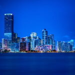 MIAMI-DE-NOCHE